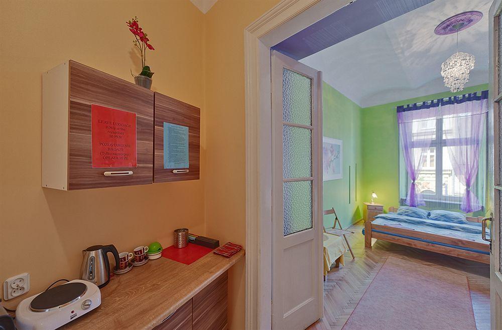 Hostel 70S Krakow Bagian luar foto