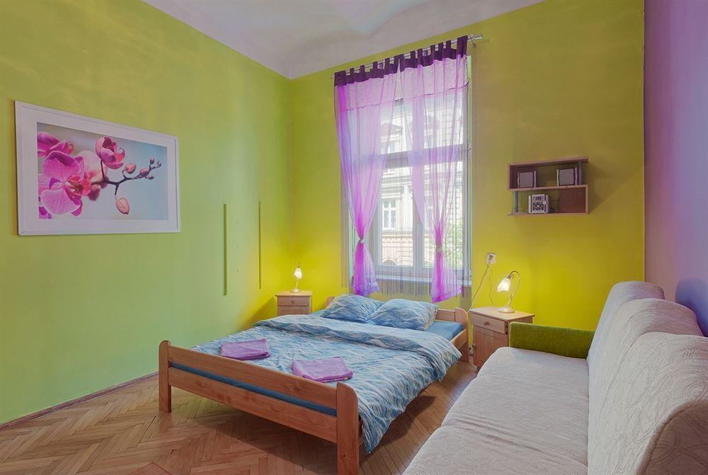 Hostel 70S Krakow Bagian luar foto