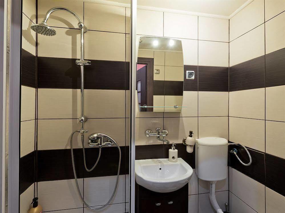 Hostel 70S Krakow Bagian luar foto