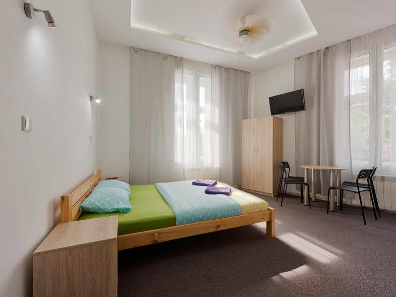 Hostel 70S Krakow Bagian luar foto