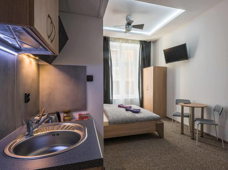 Hostel 70S Krakow Bagian luar foto